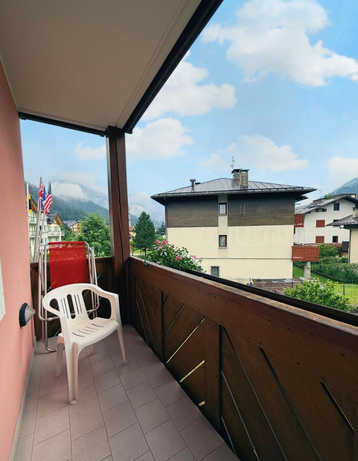 Hotel Quadrifoglio Pinzolo Bagian luar foto